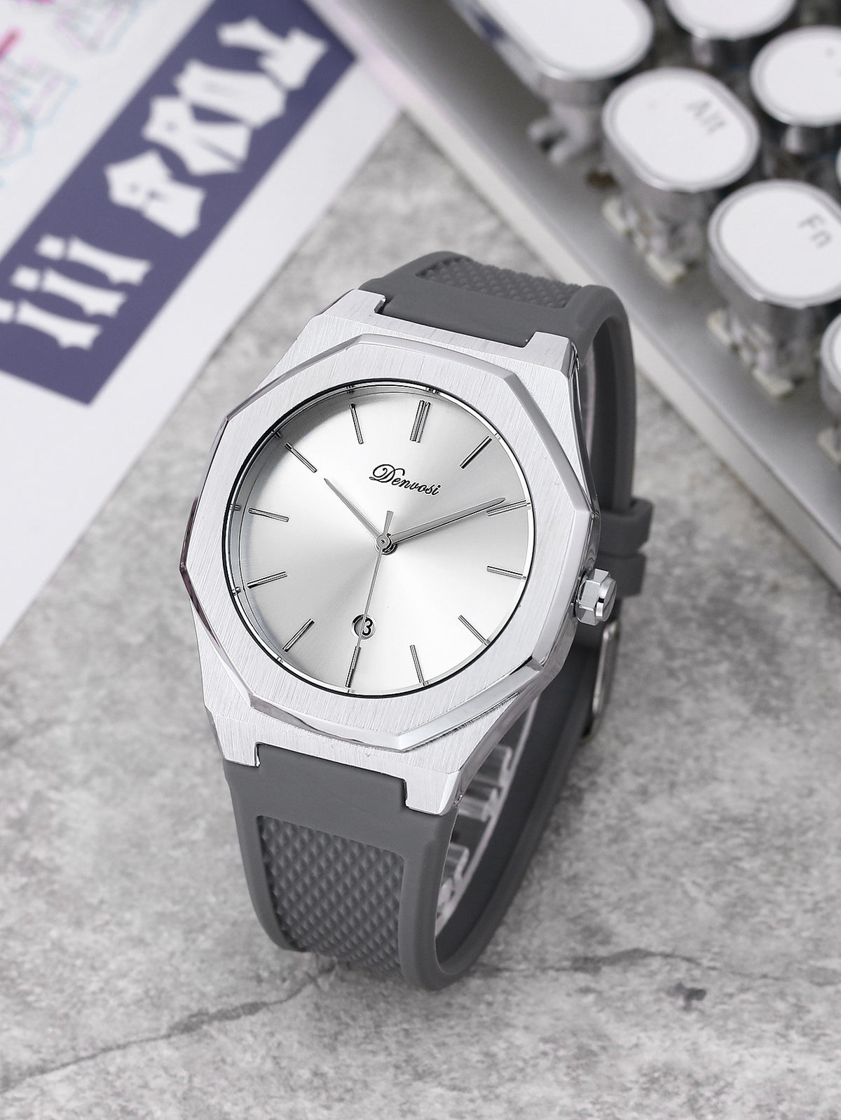 Mens Elegant Quartz Watch for Everyday and Evening Style