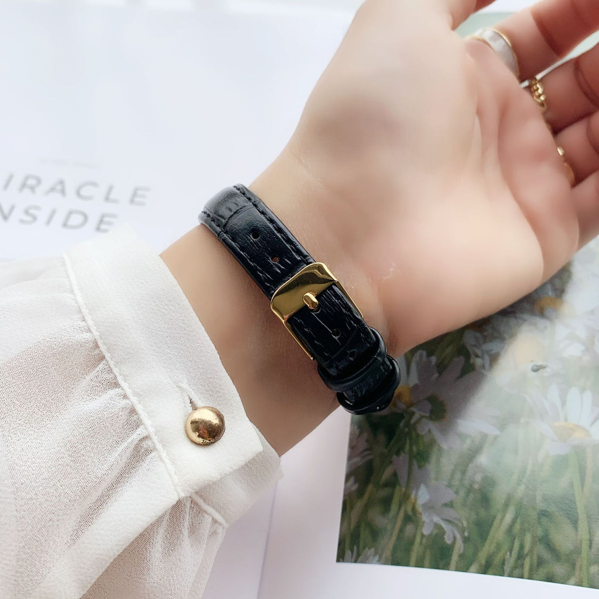 Square Dial Casual Watch with Green or White Dial