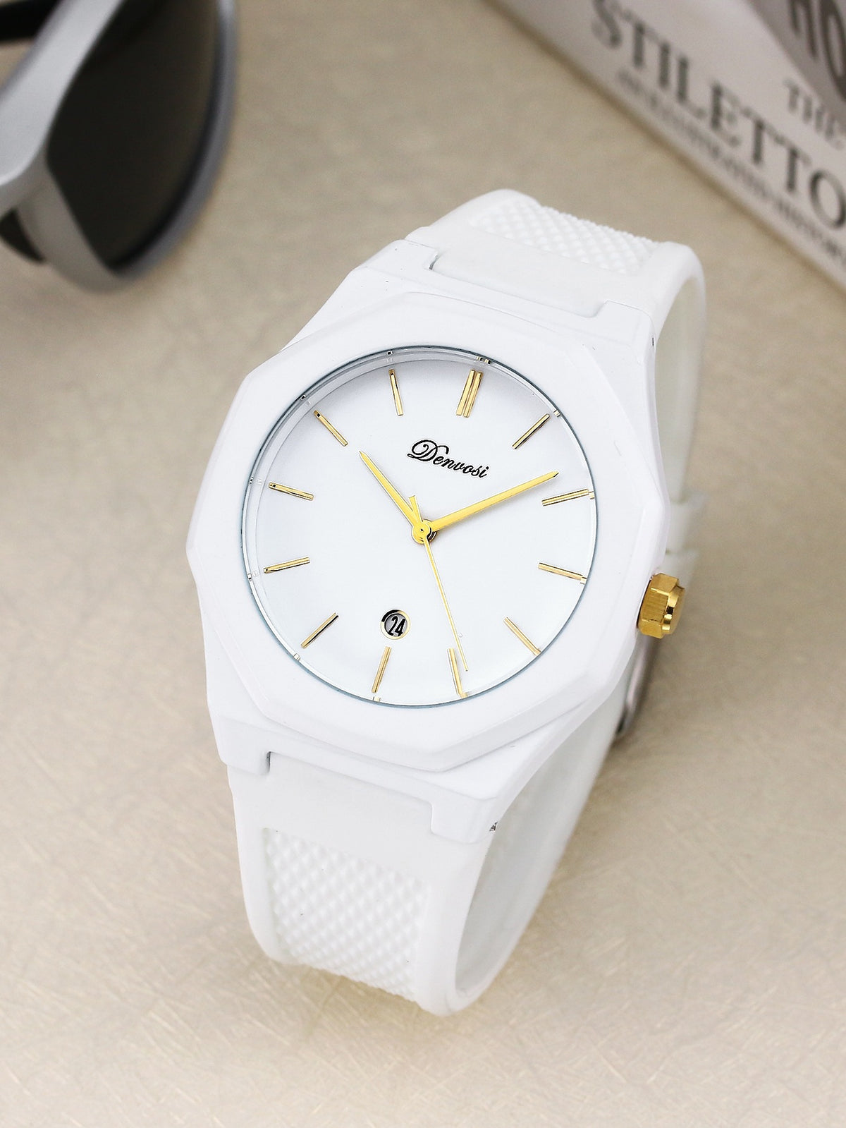Mens Elegant Quartz Watch for Everyday and Evening Style