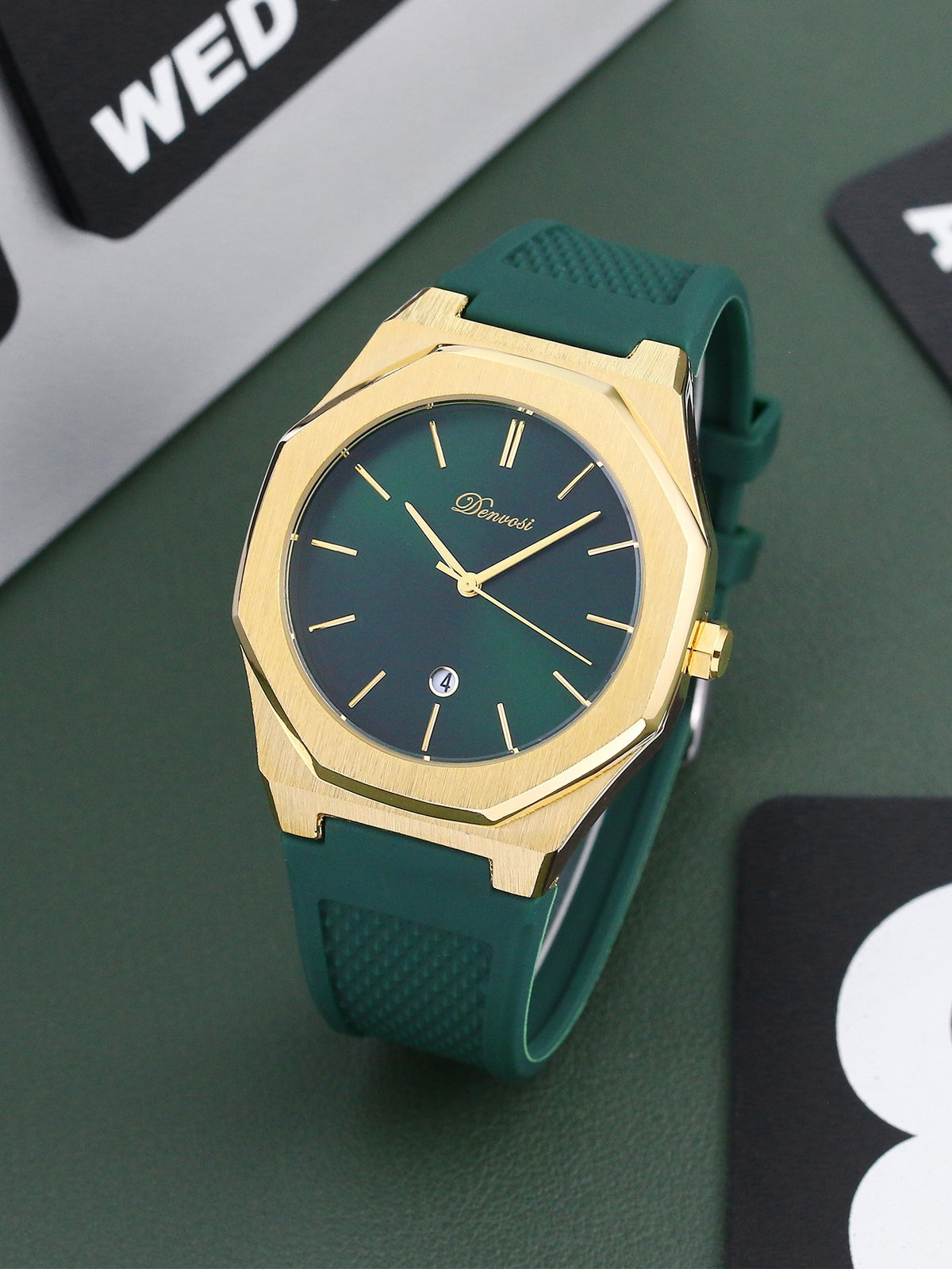 Mens Elegant Quartz Watch for Everyday and Evening Style